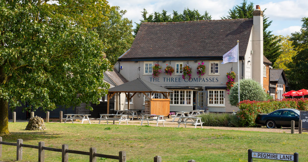 Little Alpine at The Three Compasses Little Alpine at The Three